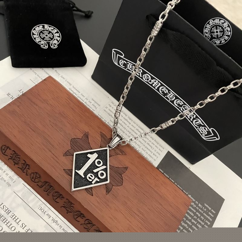 Ch**me He**ts necklaces